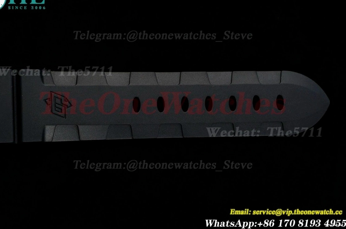 Black Submersible Carbon RU Dial P900 VSF 42MM PAM2231 0209